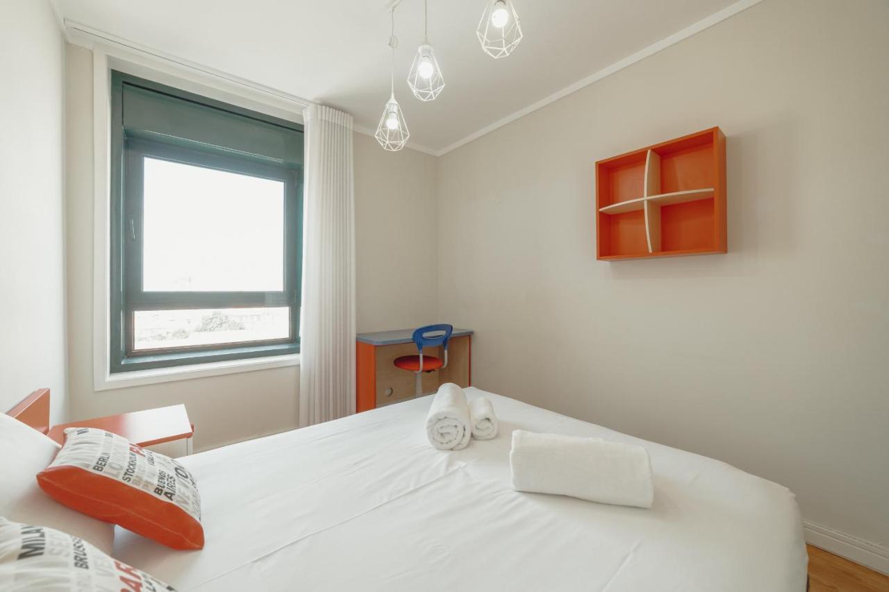 Appartamento Downtown Grand Tower View By Vacationy OOporto Esterno foto