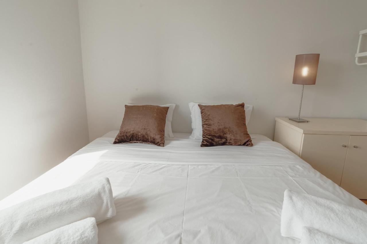 Appartamento Downtown Grand Tower View By Vacationy OOporto Esterno foto