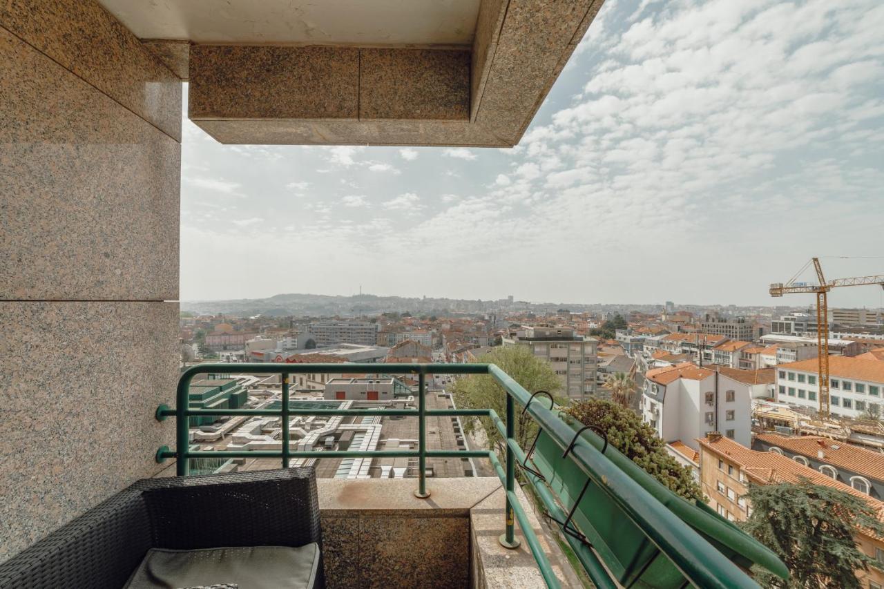 Appartamento Downtown Grand Tower View By Vacationy OOporto Esterno foto